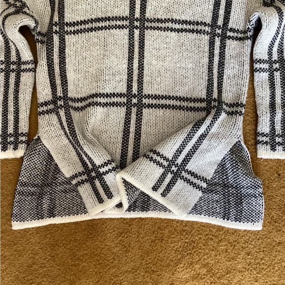 High Neck Sweater - Picture 2 of 4